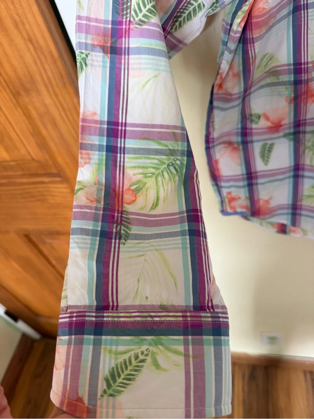 Tommy Bahama Men’s Vedado Multicolor Plaid & Leaf Print Shirt